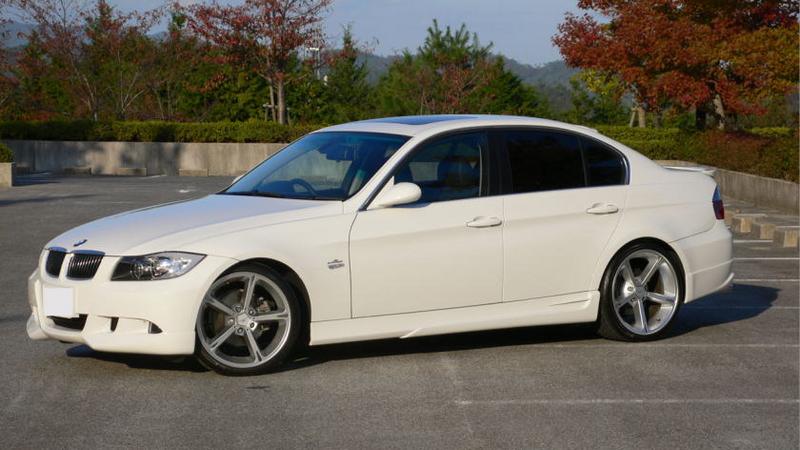 BMW третьей серии E90